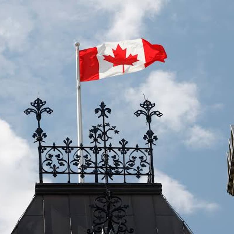 Cover Image for Es más Barato Estudiar en Canadá