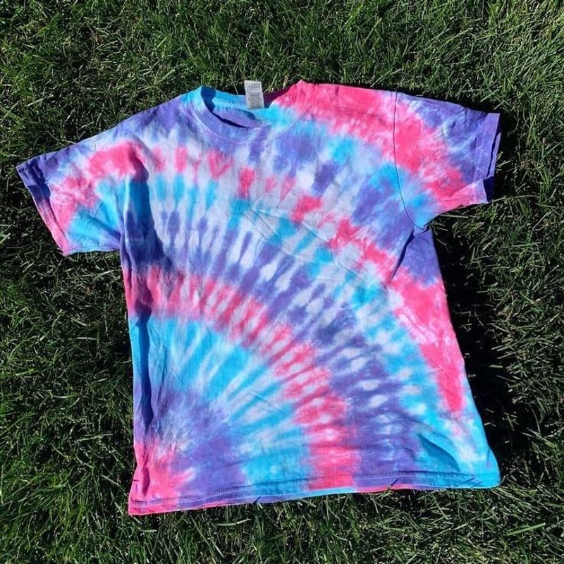 Cover Image for Art Social Hour: Tie Dye