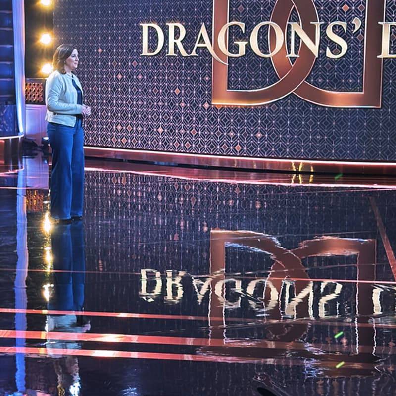 Cover Image for AWS Startups x Accelerator Centre - Dragons' Den S21 Watch Party