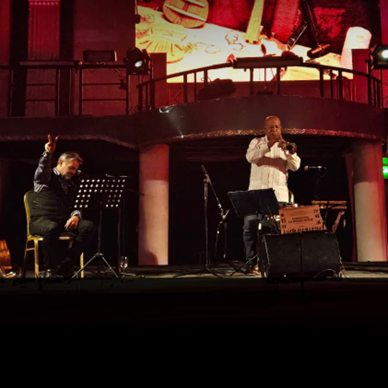 Cover Image for Libro/Concierto: Homenaje a Roberto Parra