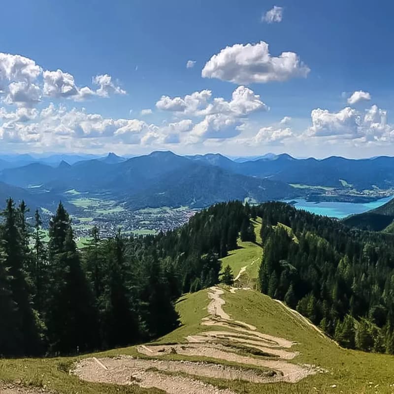 Cover Image for [Free women only hike]: Schliersee - Tegernsee über die Gindelalm (moderate)