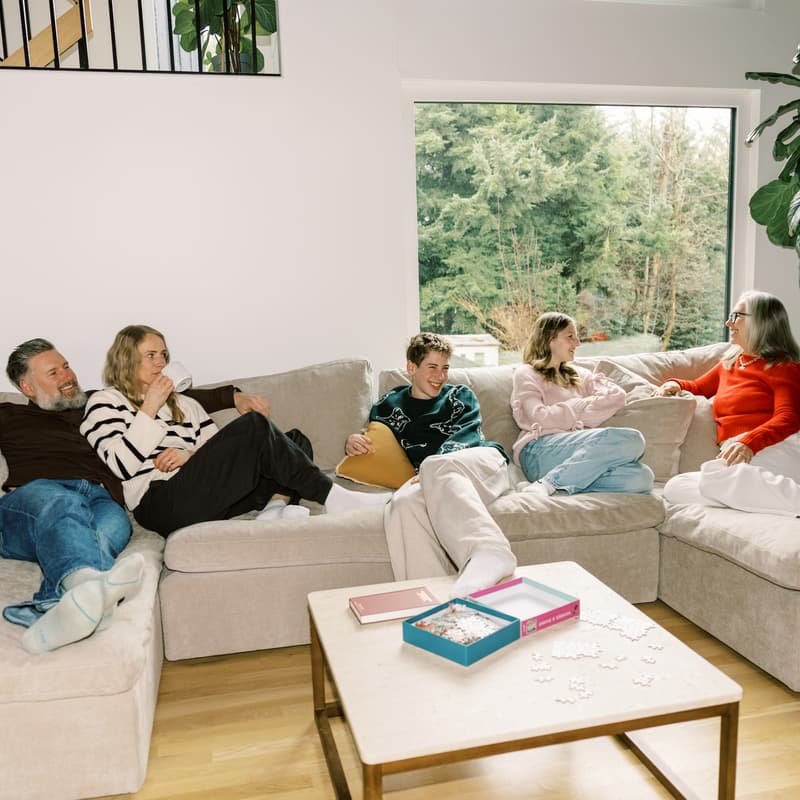 Cover Image for The Hauswarming Party