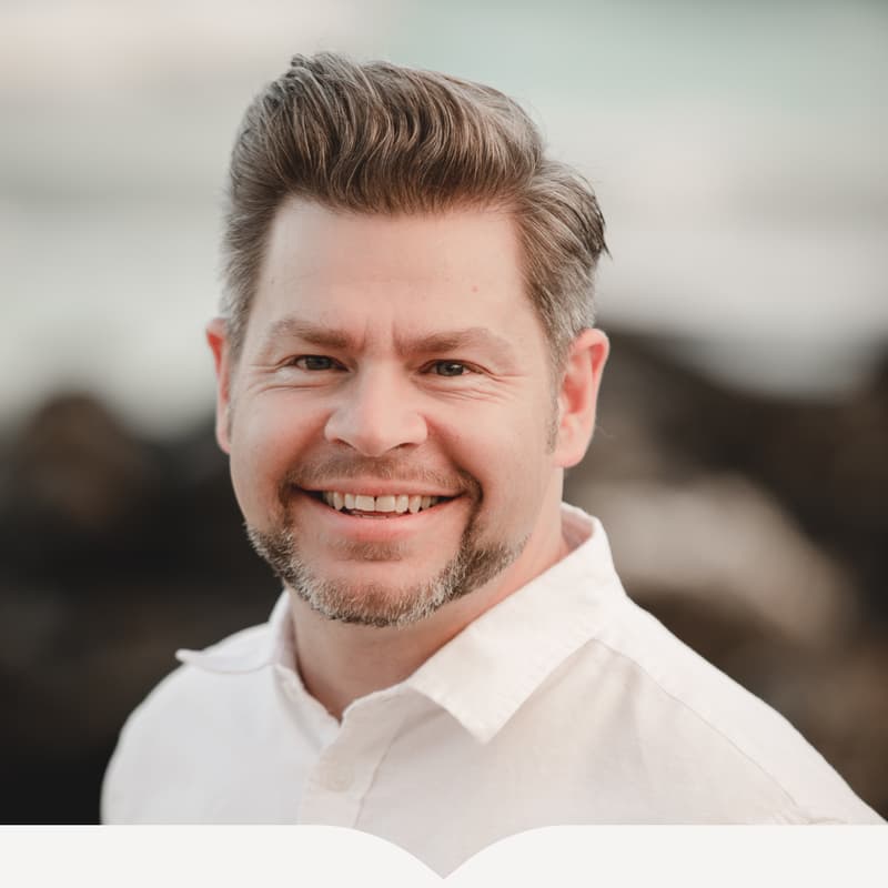 Cover Image for Leadership Series: Pause: Lead Brilliant Work In a Busy World with Shawn Vanderhoven