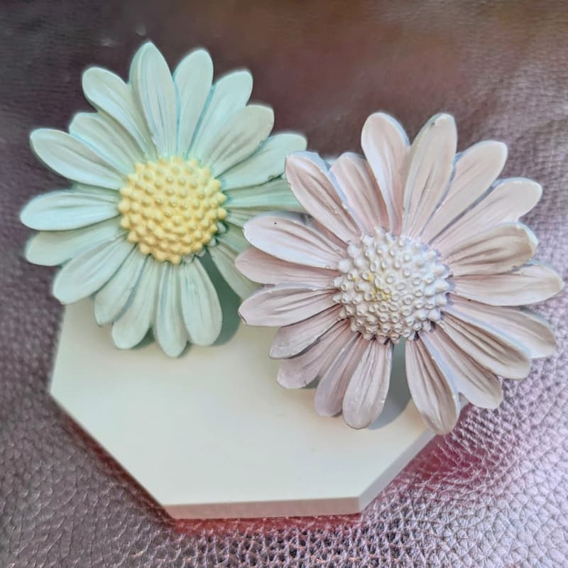 Cover Image for Eco-Stone Pottery and Sustainable Homeware Casting Class