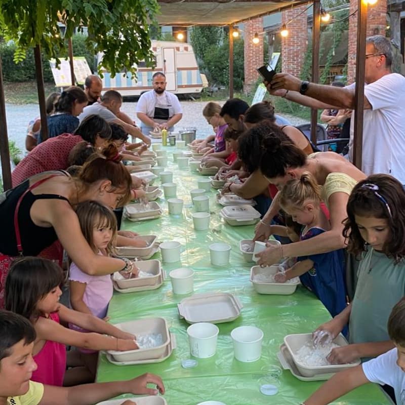Cover Image for I martedi dei bambini: Mani in pasta!