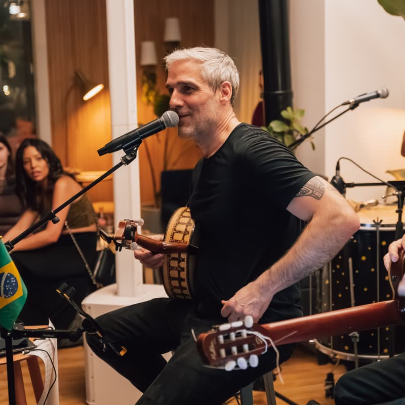 Cover Image for Soirée Brésilienne – Sambatitude (Live)