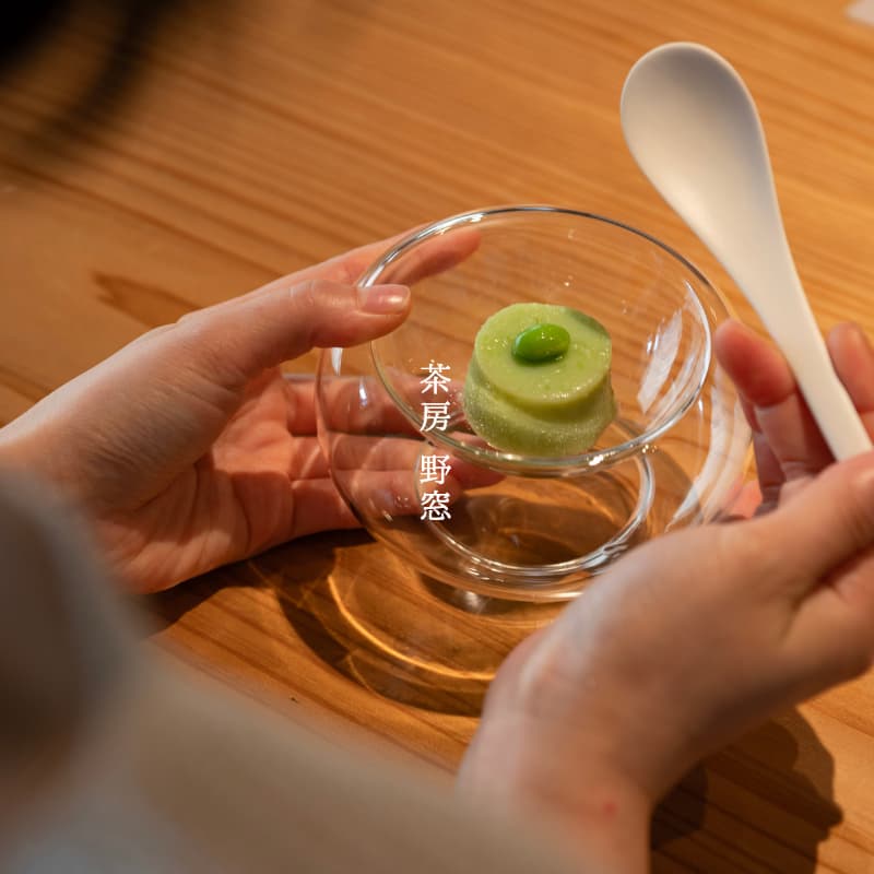 Cover Image for 葉月の席（茶房 野窓）