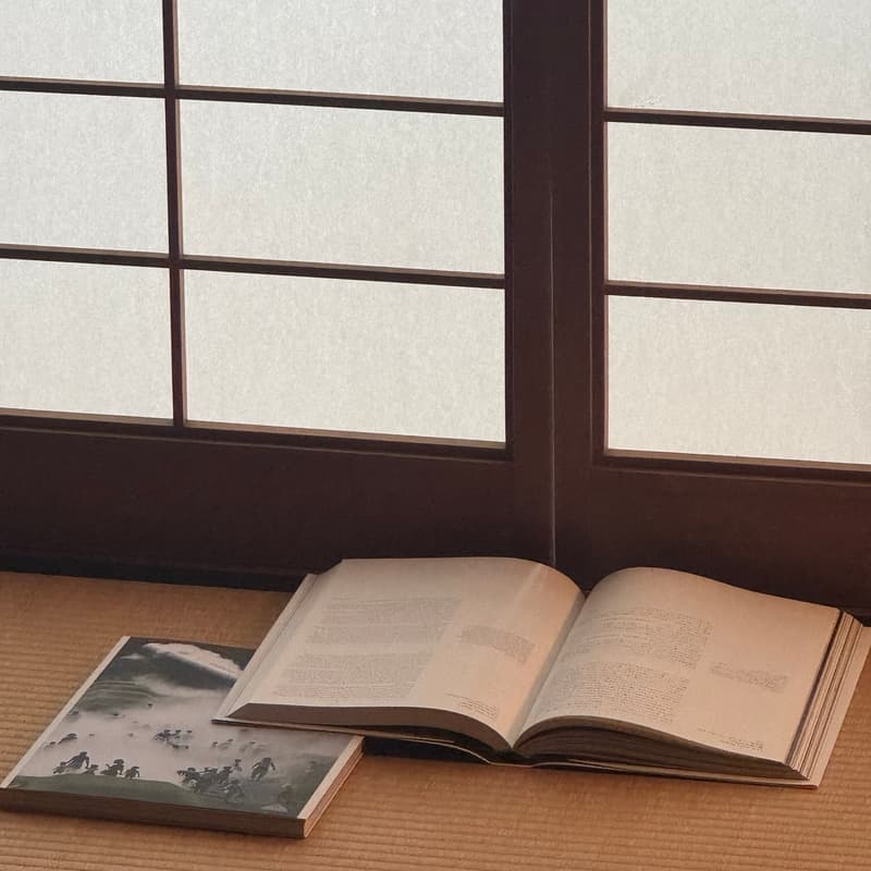 Cover Image for Village Pop Up Library at Cöödie