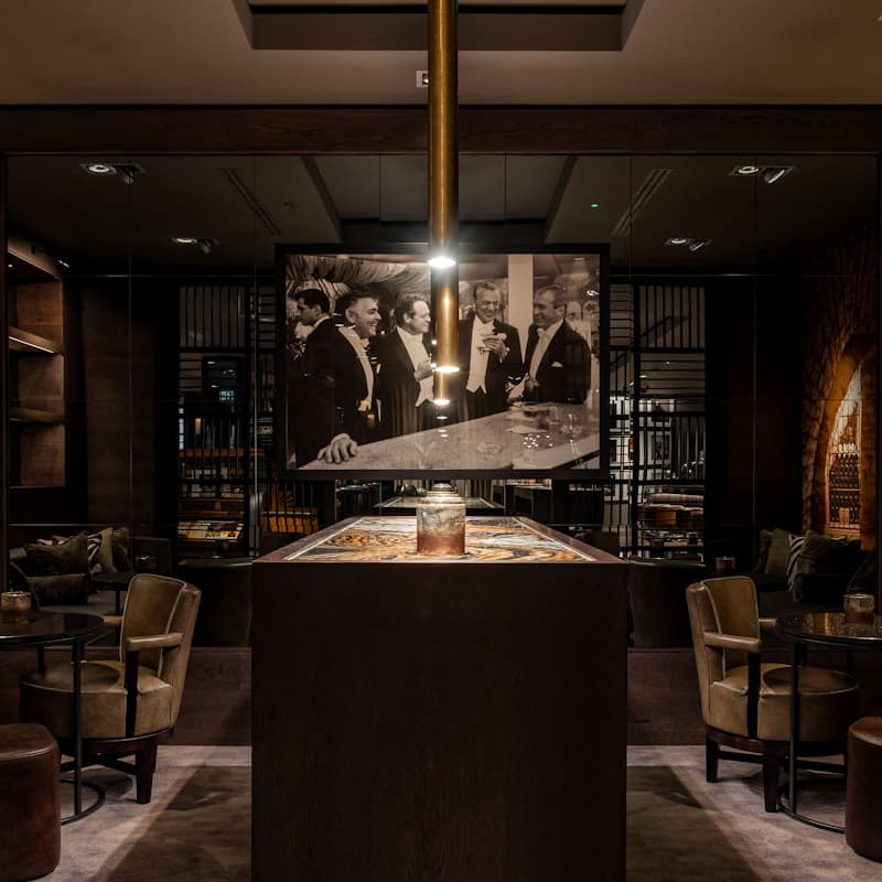 Cover Image for Does AI Recommend You? A Private Dinner for Marketing Leaders