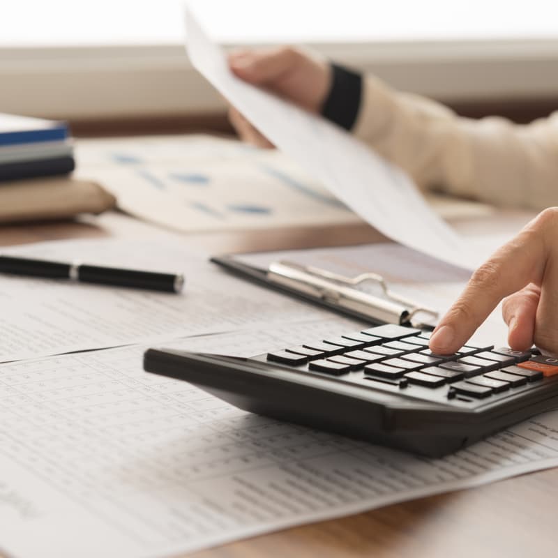 Cover Image for Lunch & Learn: Save on Taxes & Grow Your Wealth