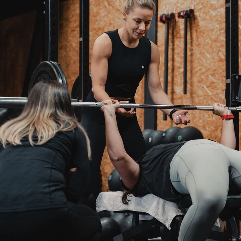 Cover Image for Pilates & Powerlifting