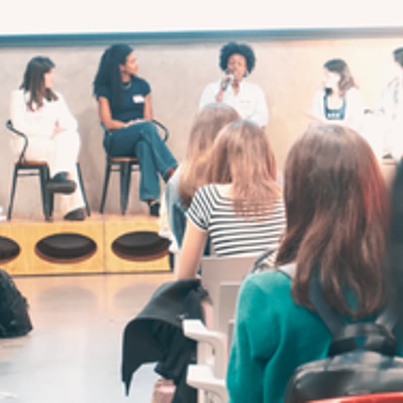 Cover Image for Get to Know Design Major (Senior Panel)