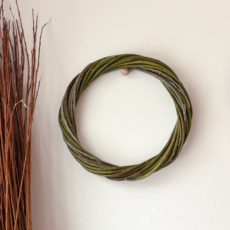 Cover Image for Willow Wreath