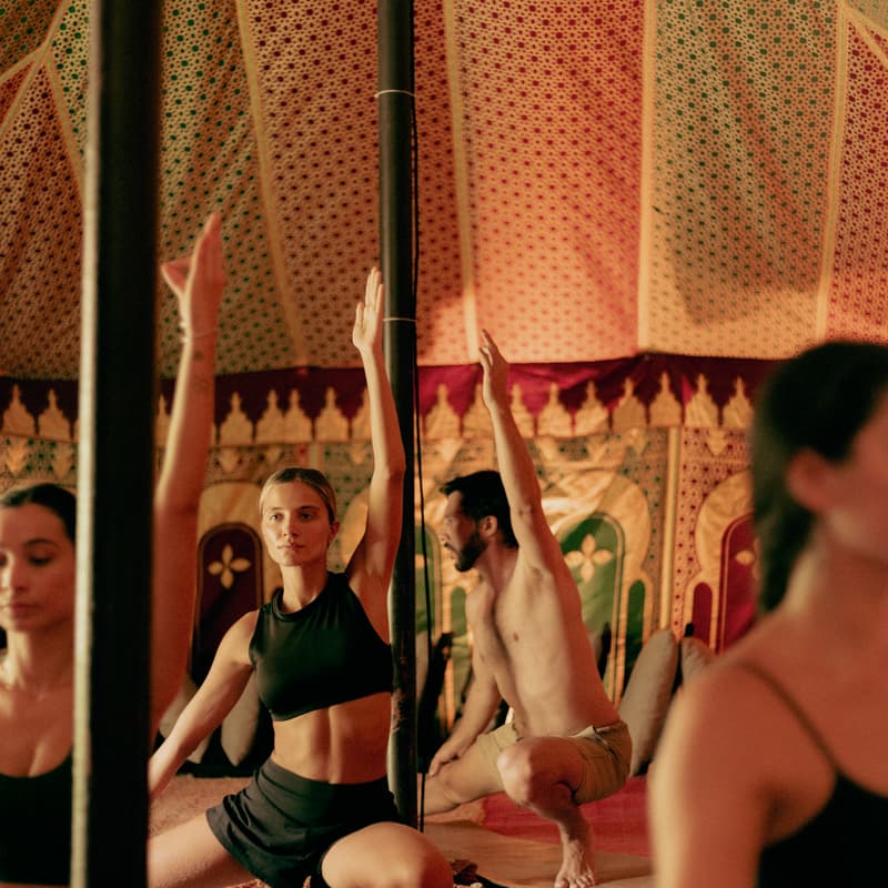 Cover Image for Power Yoga w/Frida