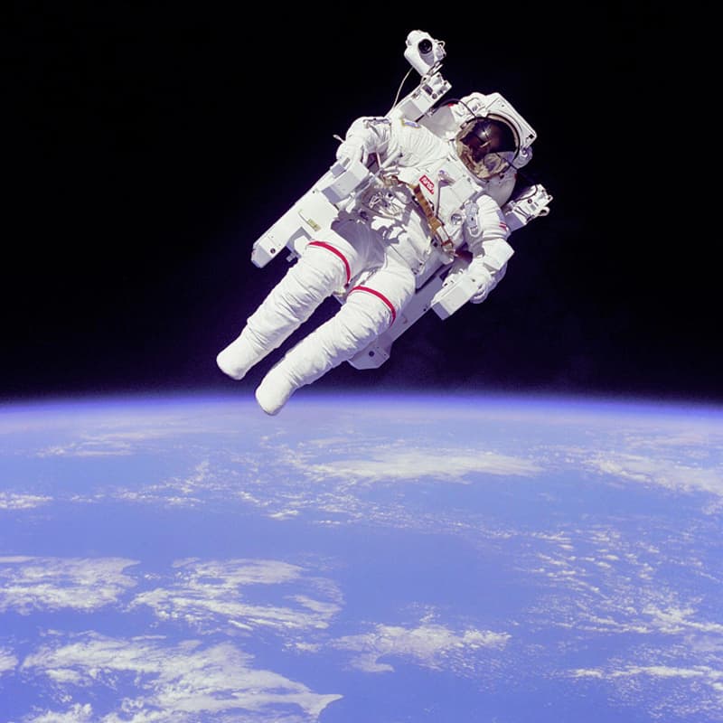 Cover Image for Space Meeting #00??: Living on the ISS