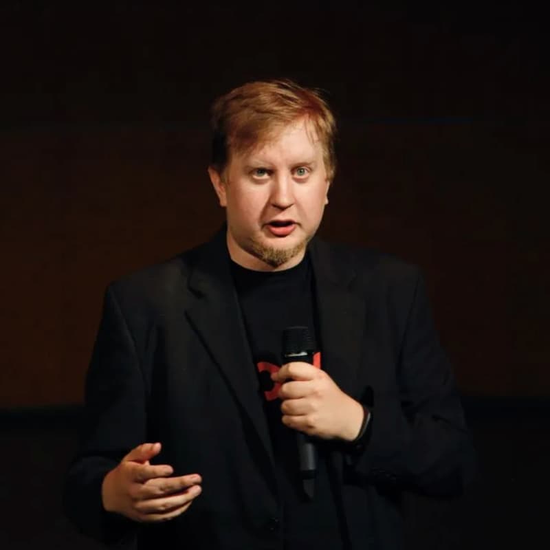 Cover Image for How to Build a Portfolio with Juha-Matti Santala