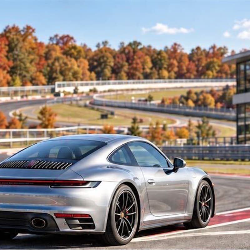 Cover Image for Porsche & Prada