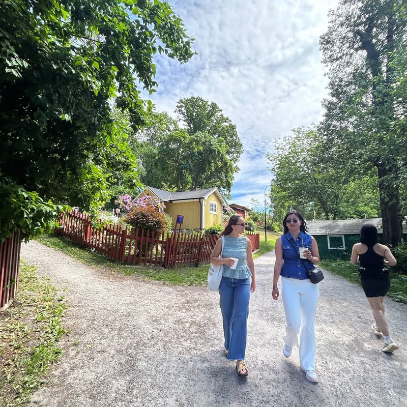 Cover Image for Walk & Talk π
π»