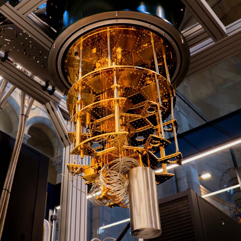 Cover Image for Qilimanjaro HQ Visit: Quantum Data Centre Tour & Networking