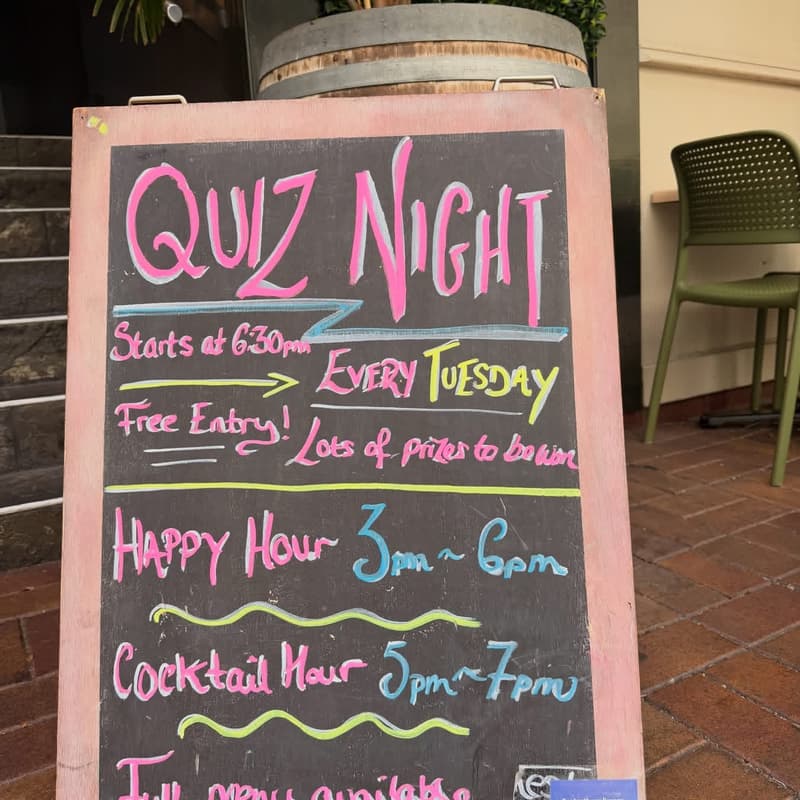 Cover Image for Pub Quiz At The Old Bailey