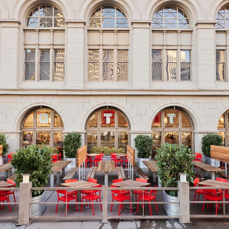 Cover Image for Columbia and Ivy+ Alumni Happy Hour at Gotts SF Ferry Building