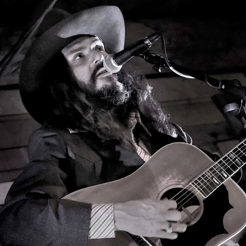 Cover Image for Live Music w/ Jojo James