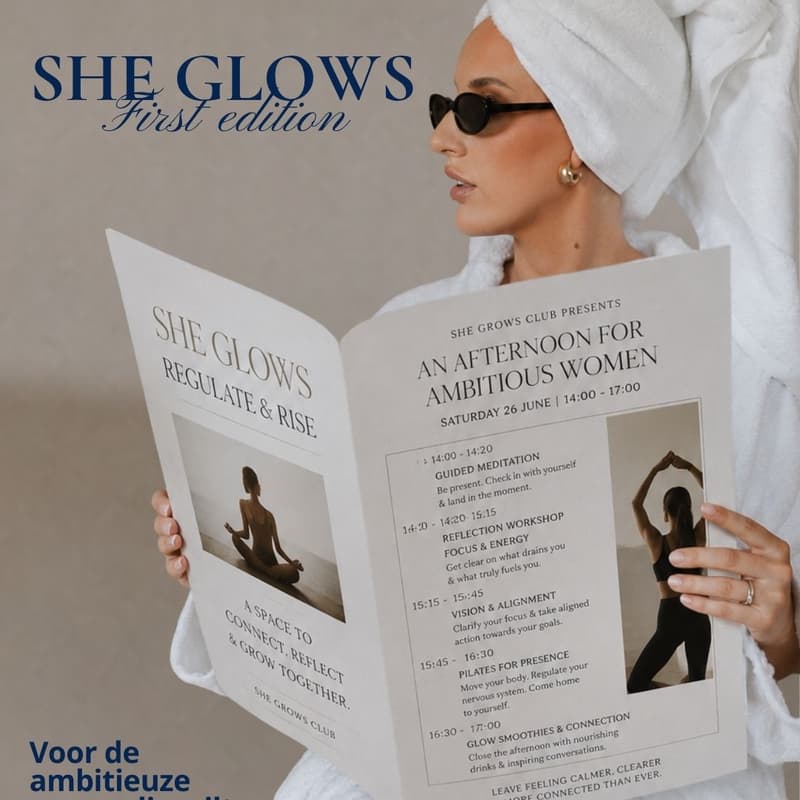 Cover Image for She GLOWS