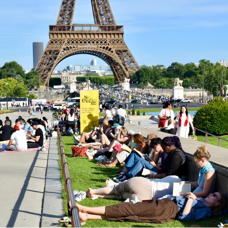Cover Image for 1-Hour Reading Rave | FREE XL Stunt 📚 | Eiffel Tower | Trocadero