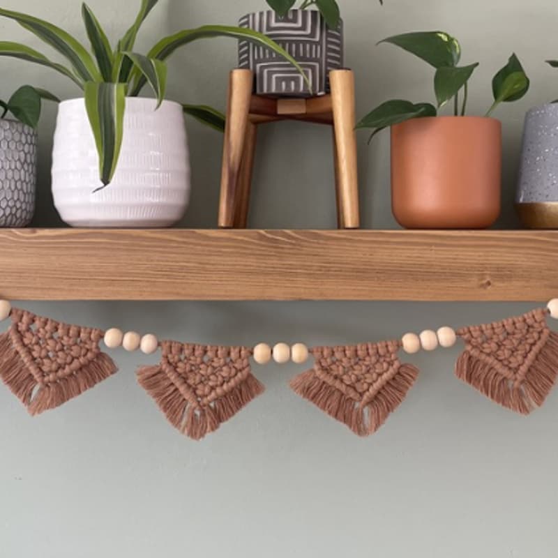 Cover Image for Make a Macramé Garland