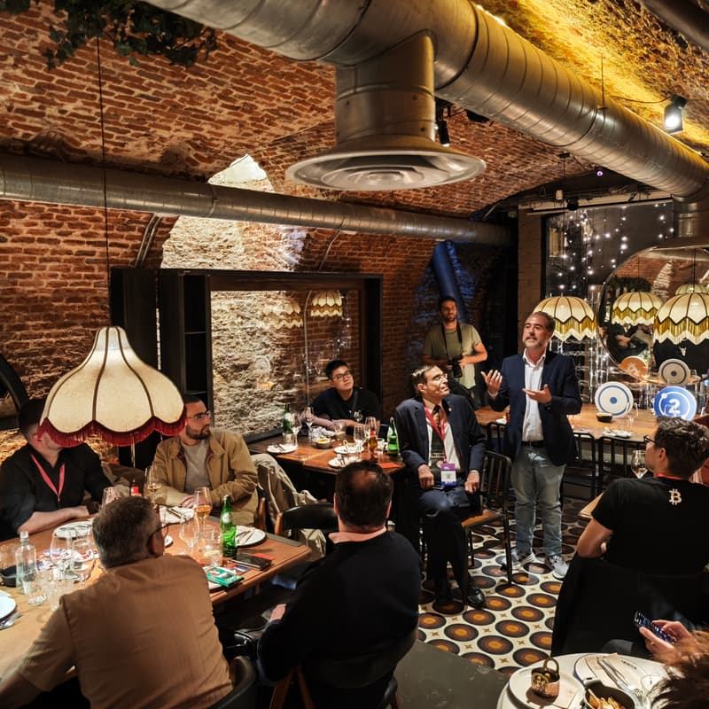 Cover Image for BeerPITCH Madrid SuperPioneros🍻Blockchain L1 Regulada x ISBE