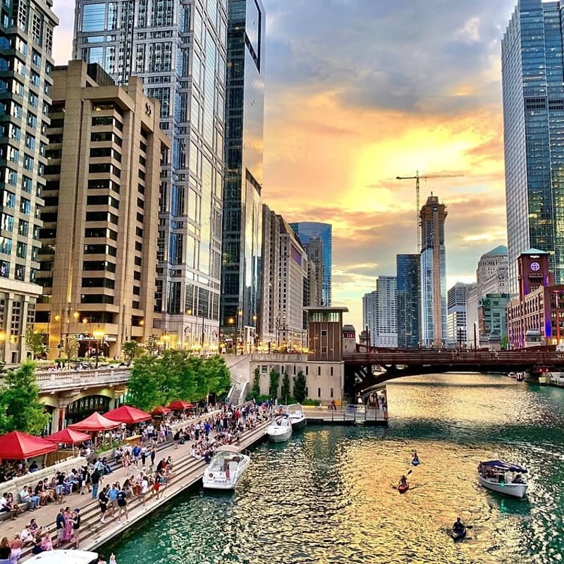 Cover Image for Riverwalk Bar Crawl (21+)πΉ