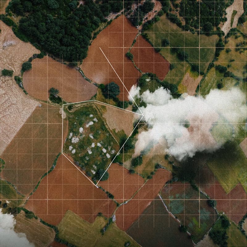 Cover Image for Standing Ground: The Politics of Land in Disaster Recovery