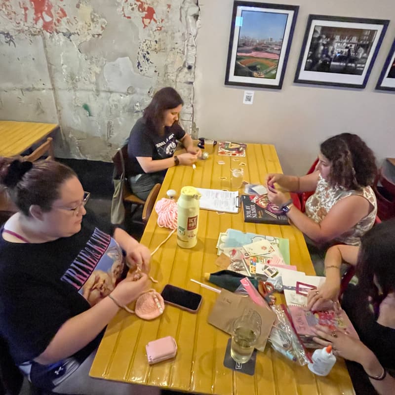 Cover Image for community night: bring your own craft with cartesian brewing
