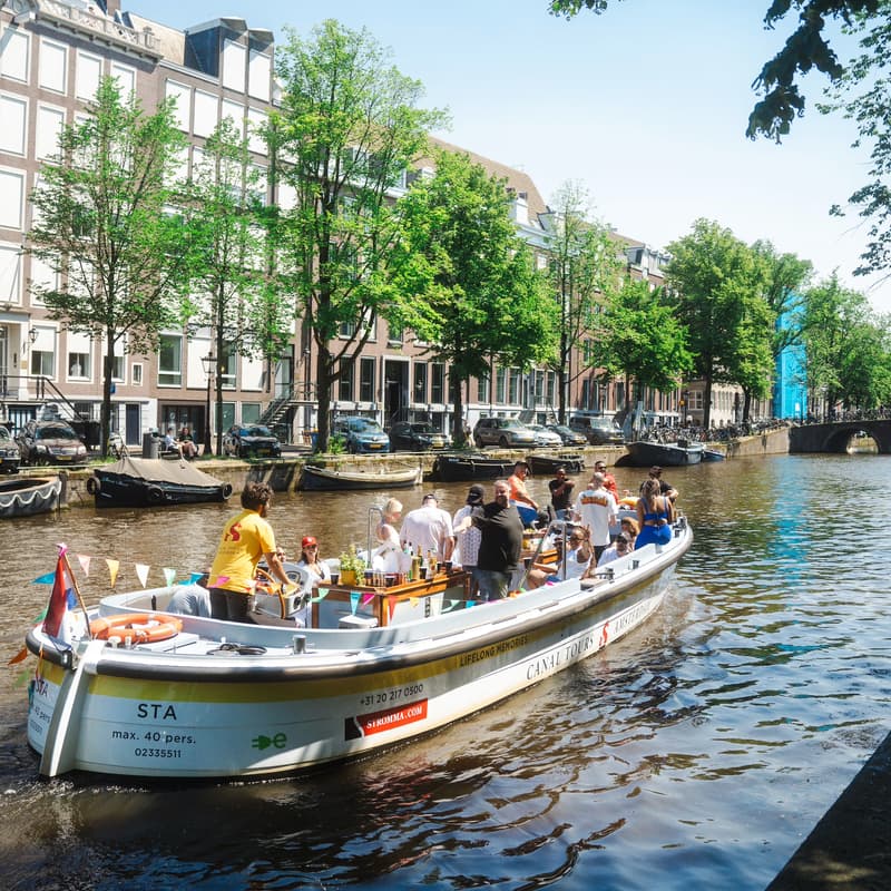 Cover Image for Amsterdam Luxury Canal Cruise with O3P