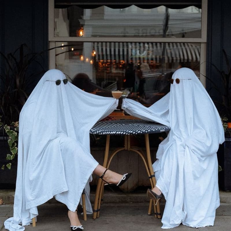 Cover Image for Halloween Hot Girl Walk