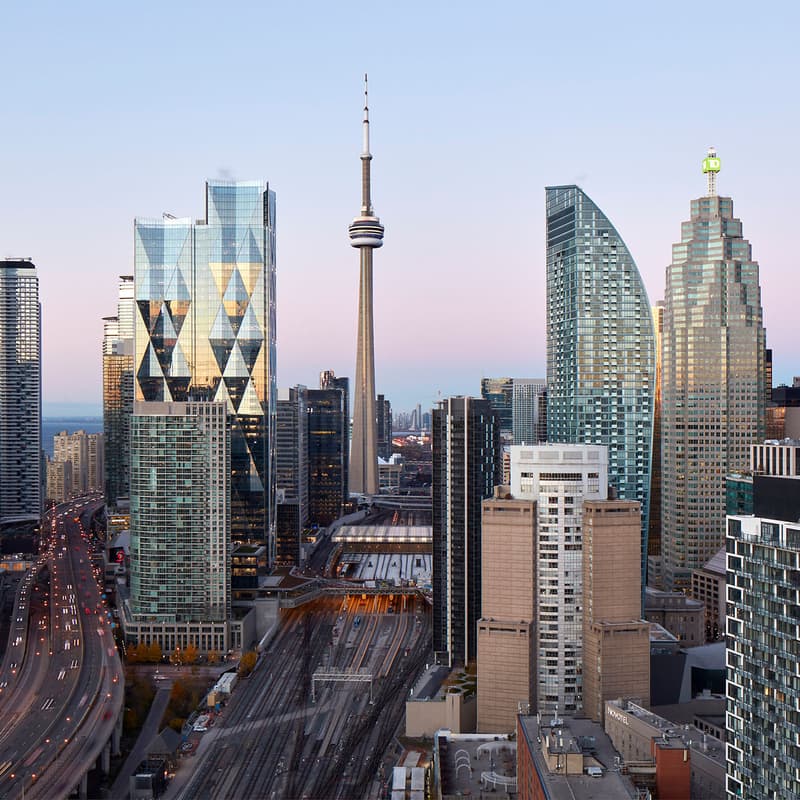 Cover Image for AI That Delivers | Toronto - Financial Services Operators