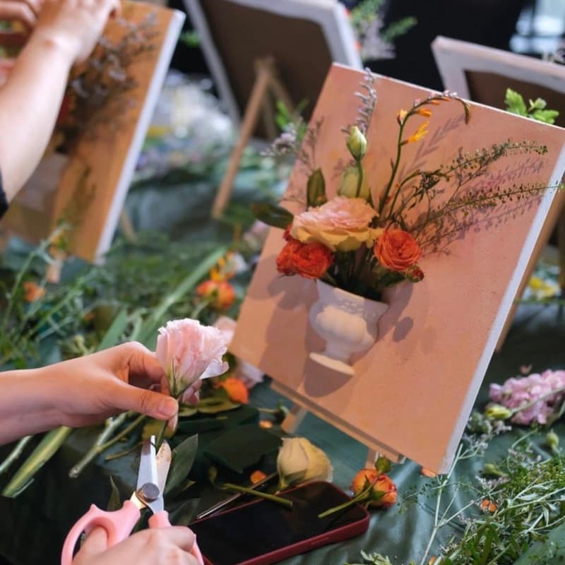 Cover Image for Flower Art & Bouquets