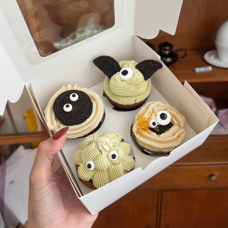 Cover Image for Cupcake Decorating 👻