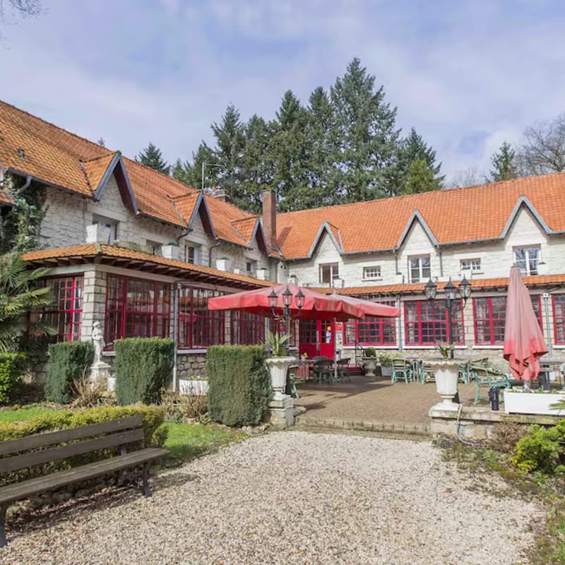 Cover Image for 🎟️ Garden Party at Hostellerie du Lys