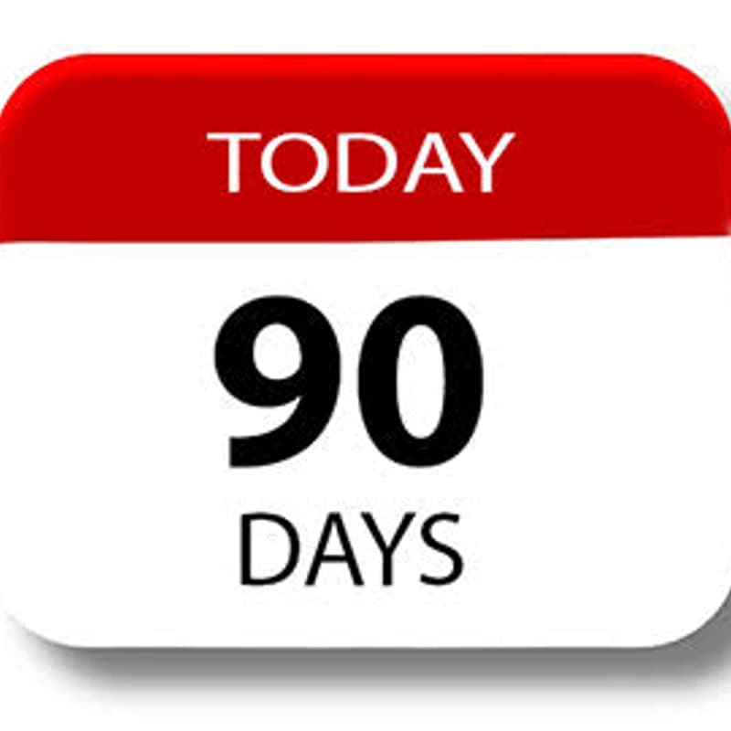Cover Image for 90 Days to Cashflow Positive (in Big Pink)