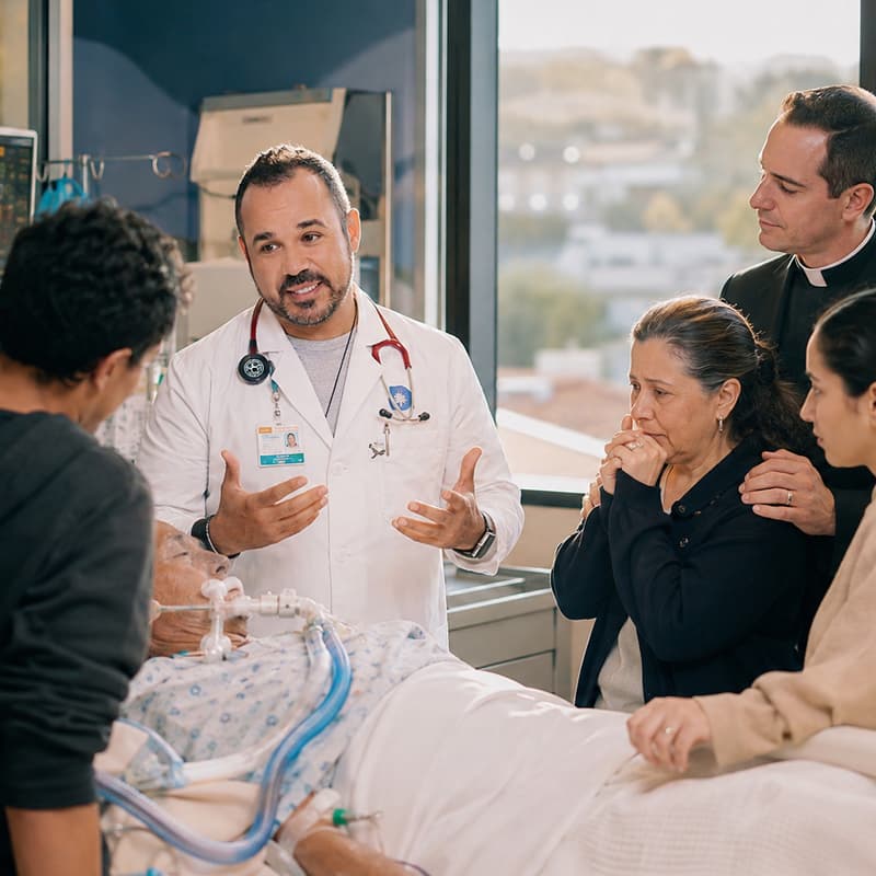 Cover Image for BOTH SIDES OF THE ICU BED Nobody Is Ready for the ICU. You Can Be.