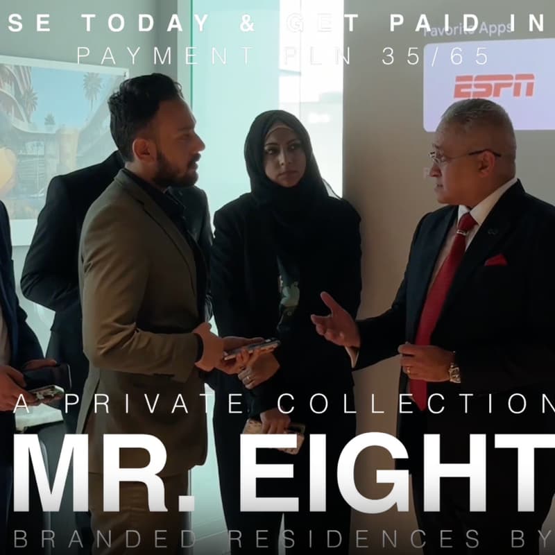 Cover Image for Mr. Eight Open House