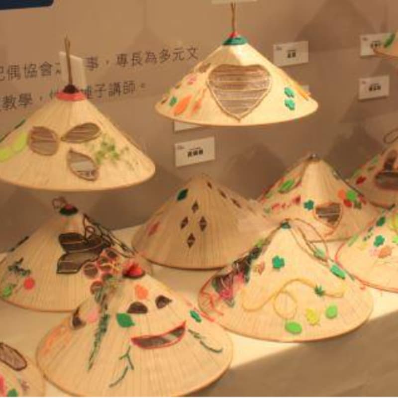 Cover Image for Xin chào!在臺東遇見溫柔越南