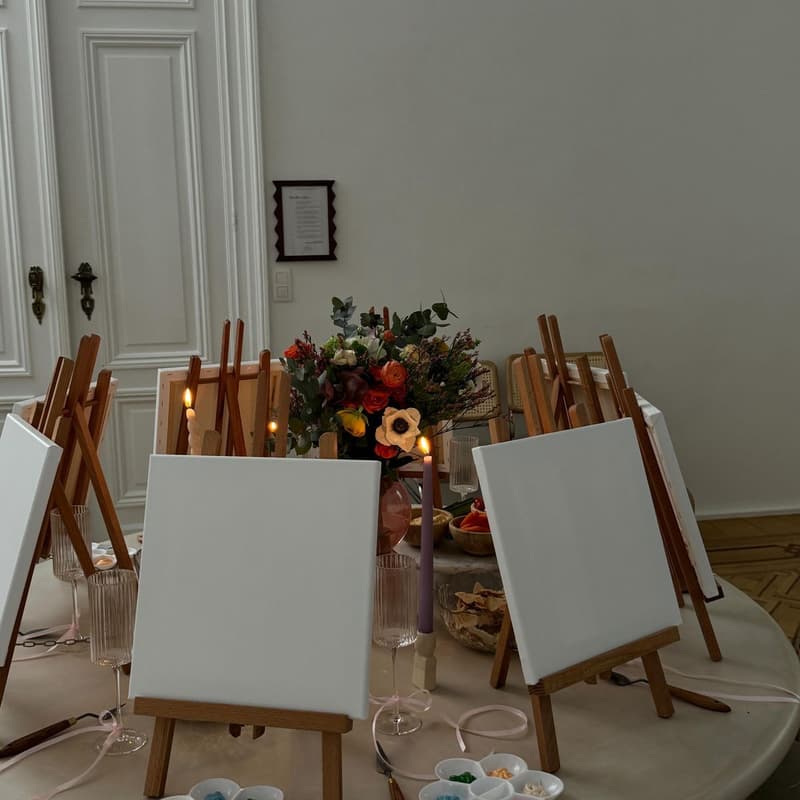 Cover Image for Sip and Paint
