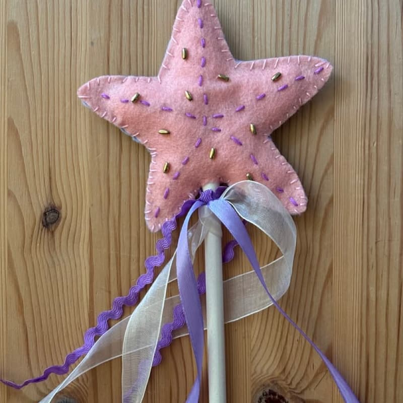 Cover Image for craft club: queer joy wands with relational realm therapy