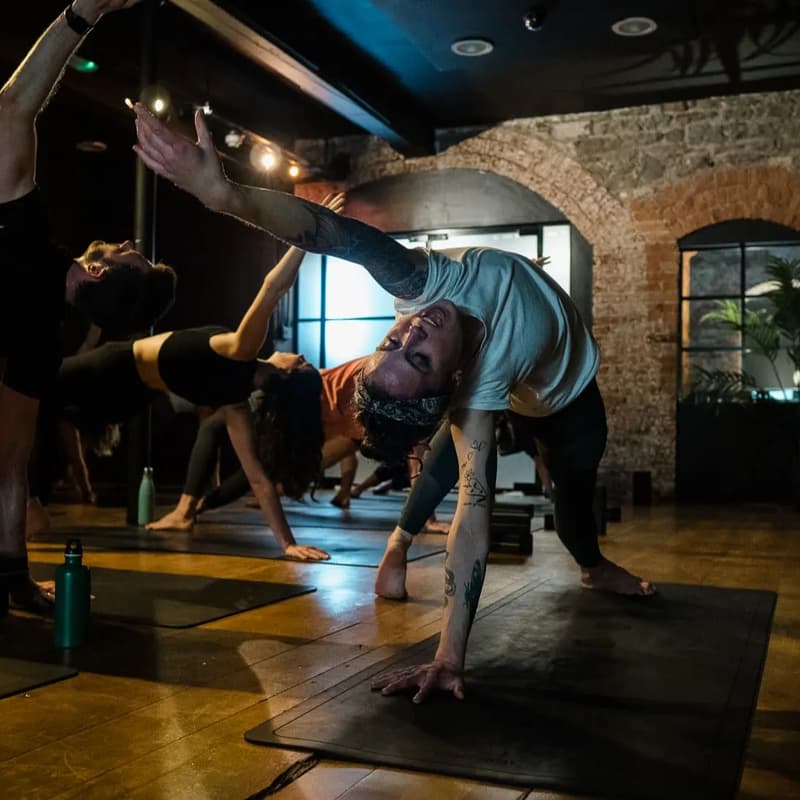 Cover Image for Offline Hangout Special | Yoga & Juice 🧘 @ Yoganand