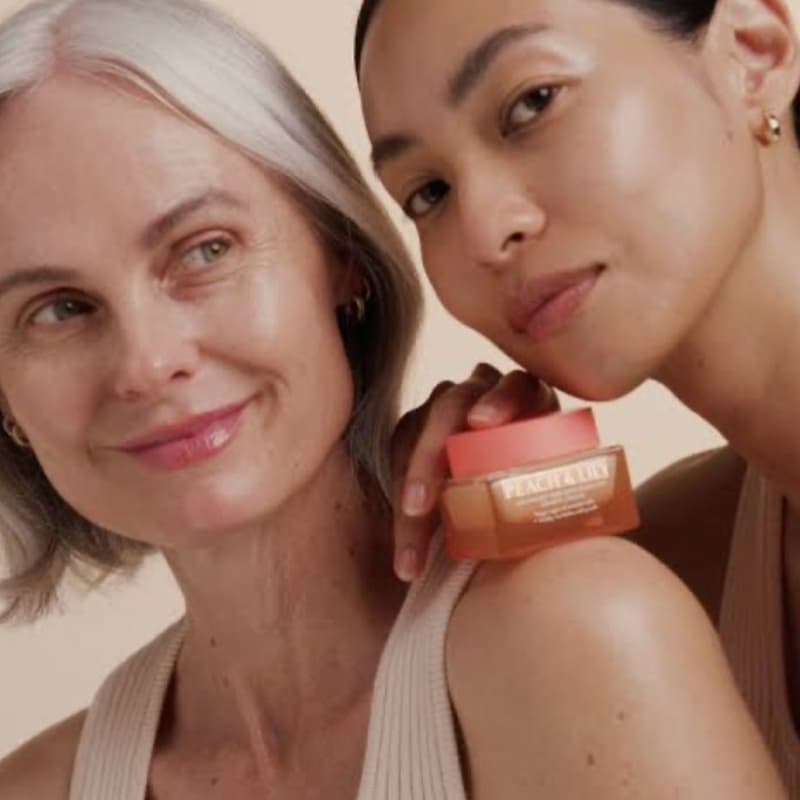 Cover Image for • The Peach & Lily Glow Bar: Masterclasses, Treats & Facials 🍰🍹