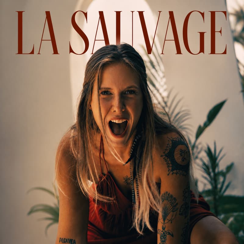 Cover Image for Les Essences du Féminin : La Sauvage