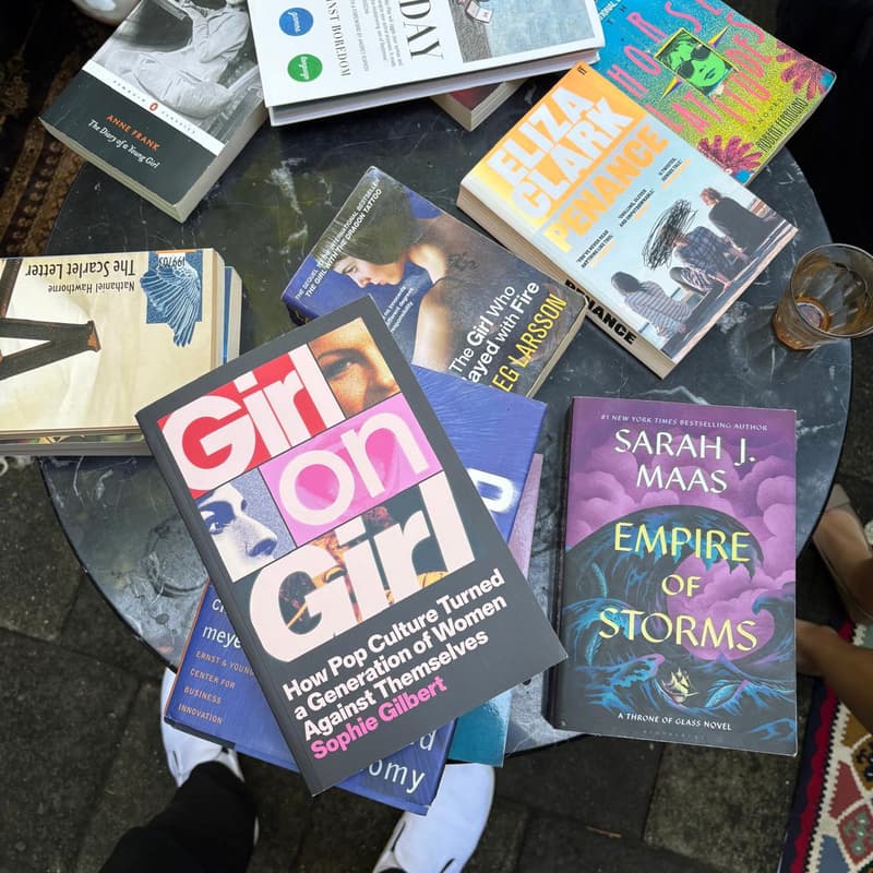 Cover Image for Book Swap & Reading Night