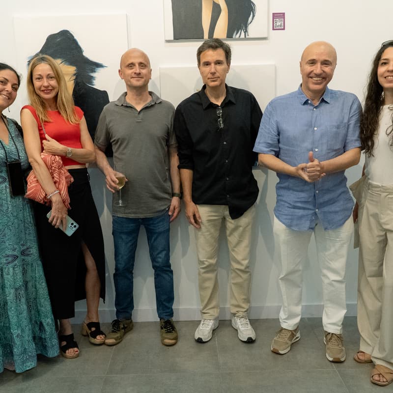 Cover Image for ART EXHIBITION OPENING AT GALLERY IN GÓTIC (FREE!) & GO FOR A DRINK TOGETHER!